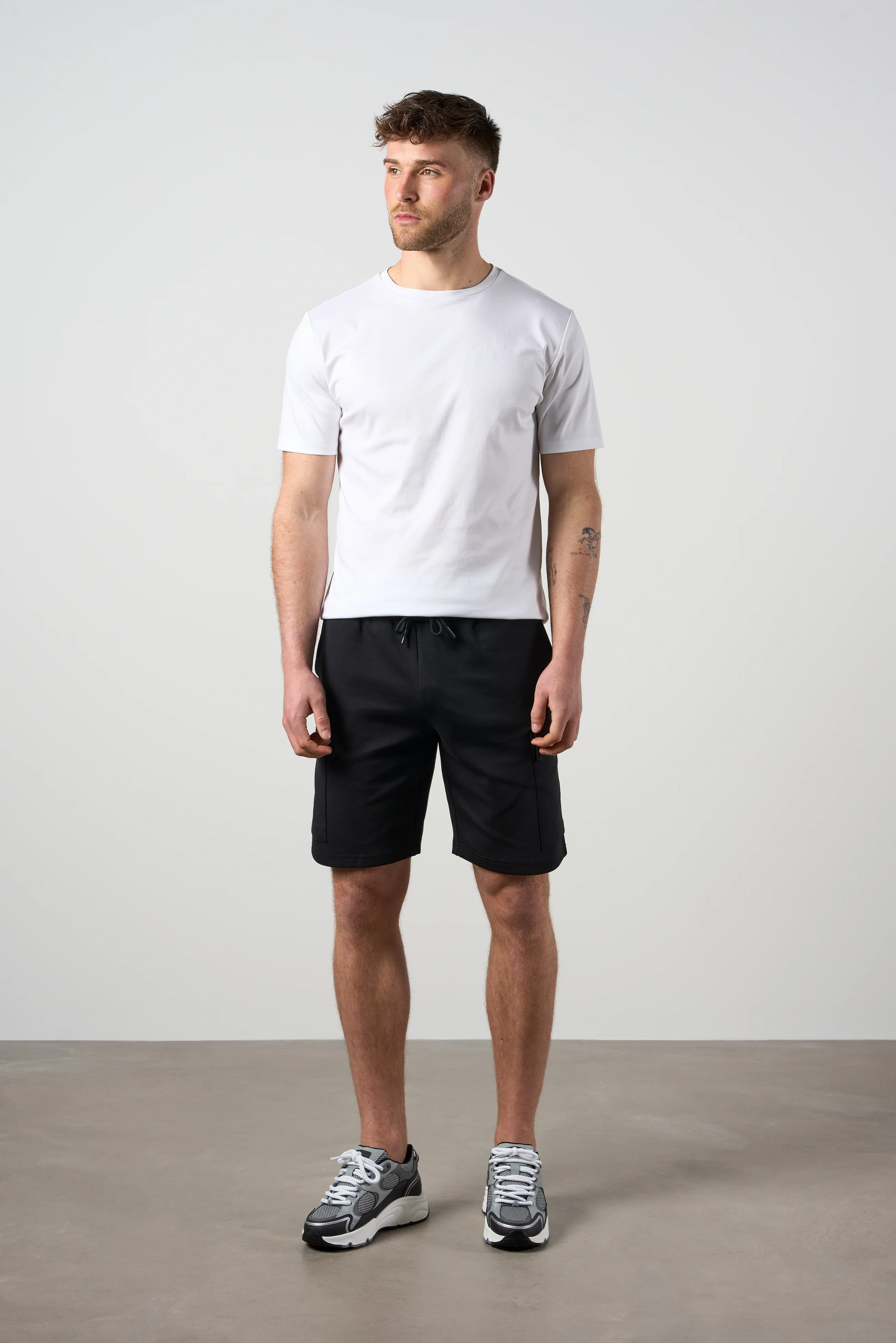 Tech Interlock Shorts Black - Image 2