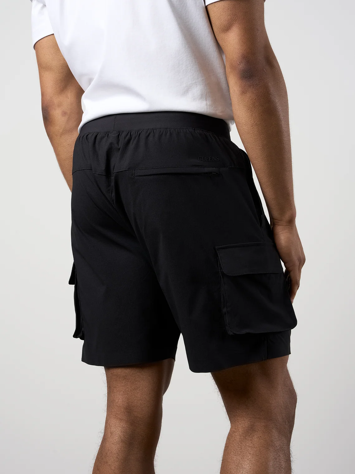 Woven Tech Shorts Black - Image 3